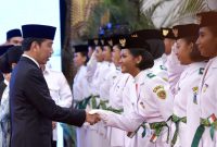 Presiden Jokowi saat mengukuhkan Paskibraka di Istana Negara, Jakarta, Selasa (15/08/2023). (Foto: Humas Setkab/OjI)