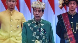 Presiden Jokowi saat menyampaikan pidato pada Sidang Tahunan MPR RI dan Sidang Bersama DPR RI dan DPD RI dalam rangka HUT Ke-77 Proklamasi Kemerdekaan RI, di Ruang Rapat Paripurna, Gedung Nusantara MPR/DPR/DPD RI, Senayan, Jakarta, Selasa (16/08/2022) pagi. (Foto: Humas Setkab/Rahmat)