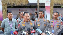 Kapolri saat mengunjungi persiapan ASEAN Ministerial Meeting on Transnational Crime (AMMTC) ke-17 di Labuan Bajo, Kabupaten Manggarai Barat, Nusa Tenggara Timur (NTT), Sabtu (19/8/2023).(Foto:Humas Polri)