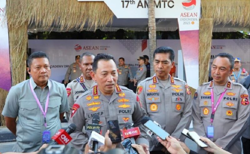 Kapolri saat mengunjungi persiapan ASEAN Ministerial Meeting on Transnational Crime (AMMTC) ke-17 di Labuan Bajo, Kabupaten Manggarai Barat, Nusa Tenggara Timur (NTT), Sabtu (19/8/2023).(Foto:Humas Polri)