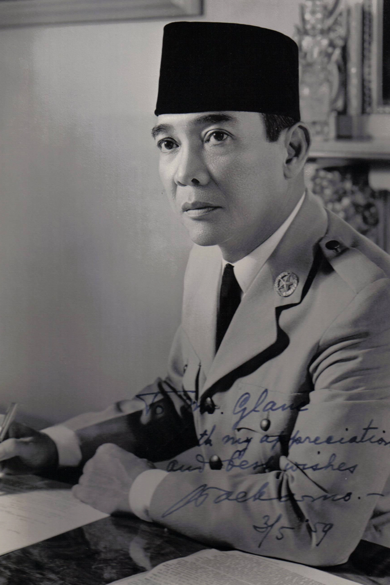 Biografi Soekarno Singkat dan Lengkap