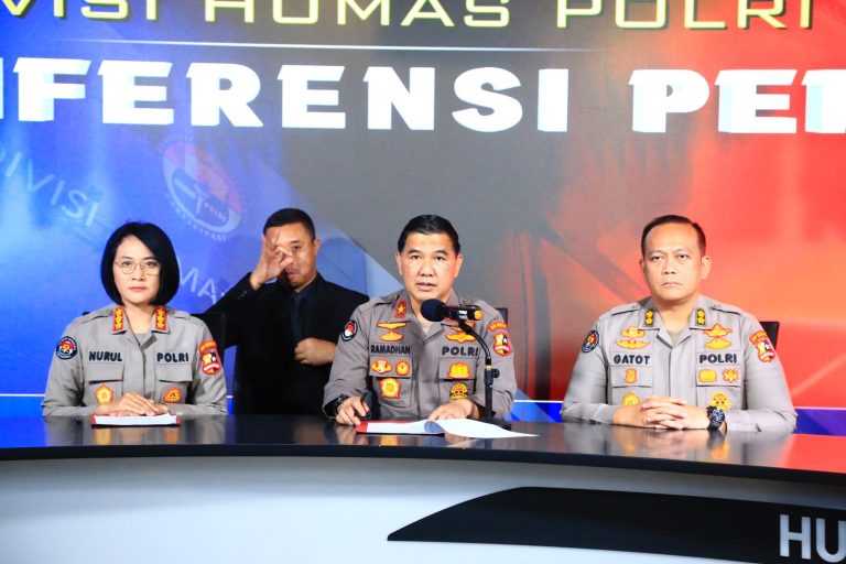 Karopenmas Polri Brigjen PolAhmad Ramadhan gelar jumpapers terait hasil umhkap kasus TPPO, beberapa waktu lalu. (Foto : Humas Polri)