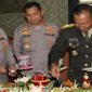 Kapolresta Kombes Roberto Pasaribu disambut langsung oleh Dandim Tangerang Kolonel Ali Imran beserta jajarannya.