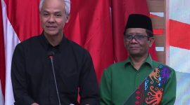 Resmi berpasangan sebagai Capres dan Cawapres dari PDI Perjuangan, Ganjar Pranowo bersama dengan Mahfud MD 