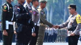 Apel gelar pasukan Operasi Mantap Brata Pengamanan Pemilu 2024 digelar di Silang Monas Jakarta, Selasa (17/10/2023)