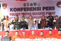 Satuan Reserse Narkoba Polres Metropolitan Jakarta Pusat selama 'Operasi Mantap Brata' dari bulan Januari sampai dengan Mei 2024 berhasil menggagalkan peredaran gelap narkoba Jaringan Aceh, Medan, Palembang dan Jakarta dengan menangkap 12 orang tersangka,