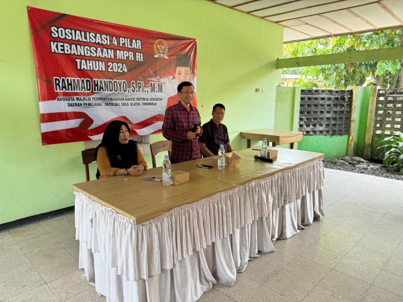 Anggota MPR-RI Rahmad Handoyo gelar sosialisasi empat pilar kebangsaan di Desa Kembang, Kecamatan Gladak Sari, Boyolali, Jawa Tengah, Selasa 23 Januari 2024.