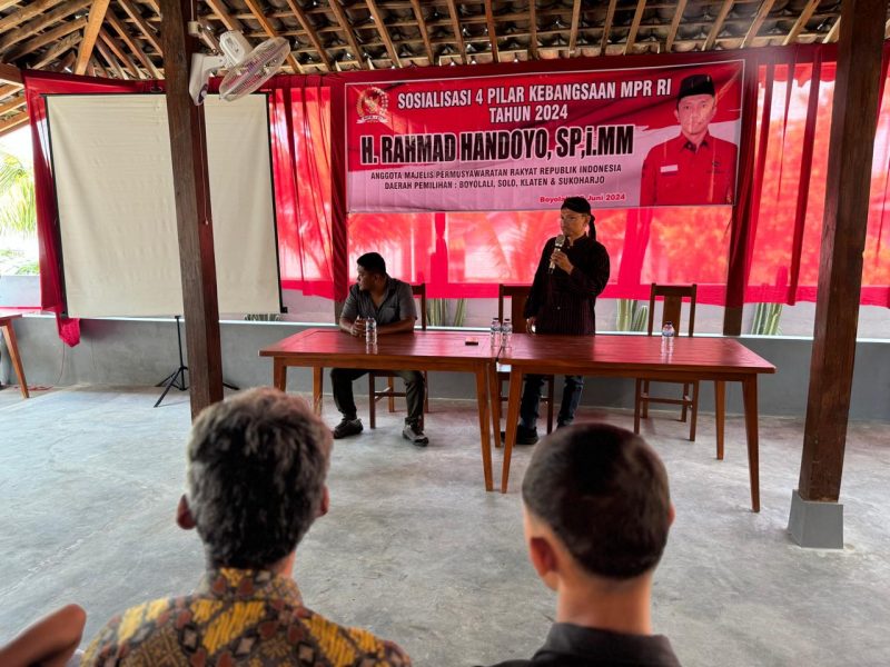 Anggota DPR RI Dapil Jawa Tengah V, Rahmad Handoyo menggelar sosialisasi empat pilar  kebangsaan di desa Seboto, Kecamatan Gladaksari, Kabupaten Boyolali, Jawa Tengah, Jumat 28 Juni 2024