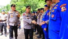 Kapolri Jenderal Listyo Sigit tiba di Bandara El Tari Kupang, sekitar pukul 11.00 WITA (Foto: Humas PMJ)