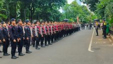 Patroli tahap masa hitung rekapitulasi suara dalam rangka pengamanan Pilkada 2024 ini merupakan operasi kepolisian mandiri kewilayahan 'Operasi Mantap Praja Jaya 2024' (foto : Humas PMJ)