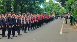 Patroli tahap masa hitung rekapitulasi suara dalam rangka pengamanan Pilkada 2024 ini merupakan operasi kepolisian mandiri kewilayahan 'Operasi Mantap Praja Jaya 2024' (foto : Humas PMJ)