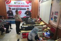 Aksi Kemanusiaan: Satuan Brimob Polda Metro Jaya menggelar kegiatan bakti kesehatan berupa donor darah yang melibatkan personel dari seluruh jajarandi Poliklinik Bhayangkara Brimob Polda Metro Jaya, Kamis, 19 Juni 2025 (Humas PMJ)