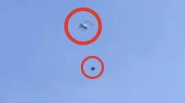  Petugas keamanan Lembaga Pemasyarakatan (Lapas) Kelas IIA Jelekong saat berhasil menggagalkan upaya penyelundupan narkotika jenis sabu-sabu dengan menggunakan drone di Kabupaten Bandung, Jawa Barat, Minggu (8/6/2025). (Lapas Jelekong)