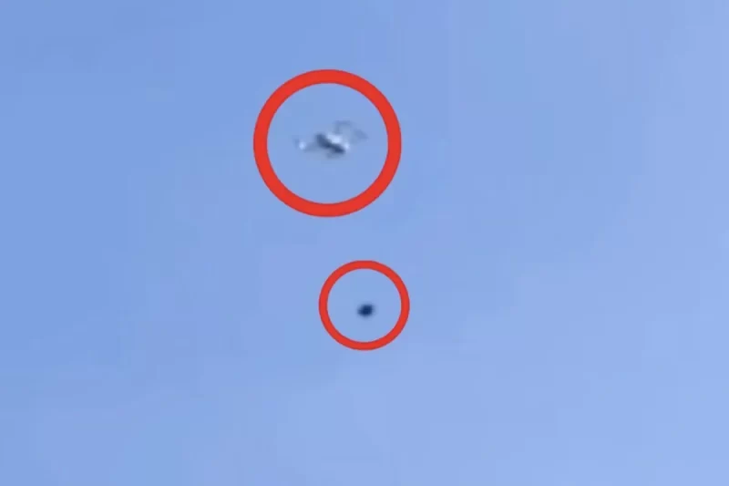  Petugas keamanan Lembaga Pemasyarakatan (Lapas) Kelas IIA Jelekong saat berhasil menggagalkan upaya penyelundupan narkotika jenis sabu-sabu dengan menggunakan drone di Kabupaten Bandung, Jawa Barat, Minggu (8/6/2025). (Lapas Jelekong)