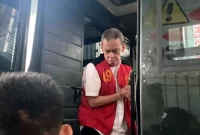 Fariz Roestam Munaf (Fariz RM) tiba di Pengadilan Negeri Jakarta Selatan (PN Jaksel) untuk menghadiri sidang pembacaan tuntutan oleh Jaksa Penuntut Umum (JPU), Jakarta, Senin (28/7/2025). ANTARA