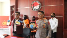 Dirresnarkoba Polda Sulawesi Tengah Kombes Pol. Pribadi Sembiring dalam jumpa pers di Palu, Senin (28/7)