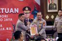 Irjen Asep Edi resmi menjabat Kapolda Metro Jaya menggantikan Komjen Karyoto (PMJ)