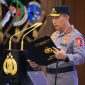 Kapolri Jenderal Pol Listyo Sigit Prabowo melantik dan melakukan serah terima jabatan (sertijab) sejumlah pejabat tinggi Polri, Selasa (19/8/2025). (Humas Polri)