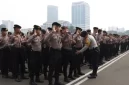 Sebanyak 1.250 personel gabungan dari Polri, TNI dan Pemda DKI dikerahkan untuk mengamankan unjuk rasa yang berlangsung di kawasan Gedung DPR/MPR RI, Senin (25/8) Humas PMJ