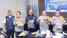 Kapolda Metro Jaya Irjen Pol Asep Edi Suheri Dalam Gelar Jumpa Pers di Mapolda Metro Jaya, Senin (15/9). (Humas PMJ)