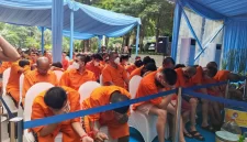 Dirresnarkoba Polda Metro Jaya Kombes Pol. Ahmad David mengatakan, dari total tersangka yang diamankan, enam orang di antaranya merupakan produsen narkotika. Selain itu satu orang berperan sebagai bandar, 769 orang sebagai pengedar dan 1.542 orang lainnya adalah pecandu atau pemakai.(Humas PMJ)