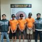 Tiga orang pelaku berhasil diamankan, yakni A (30), K (39), dan D (38). Ketiganya diduga kuat sebagai bagian dari jaringan peredaran sabu lintas provinsi, mulai dari Aceh, Jakarta, hingga Jawa Tengah. (Humas PMJ)