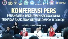 Konferensi Pers Penanganan Rekrutmen Secara Online Terhadap Anak-anak oleh Kelompok Terorisme