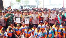 Kapolda Metro Jaya Irjen Pol Asep Edi Suheri di acara Apel Nelayan Kamtibmas yang digelar di Lapangan Plaza Kabupaten, Pulau Pramuka, Kamis (18/12)