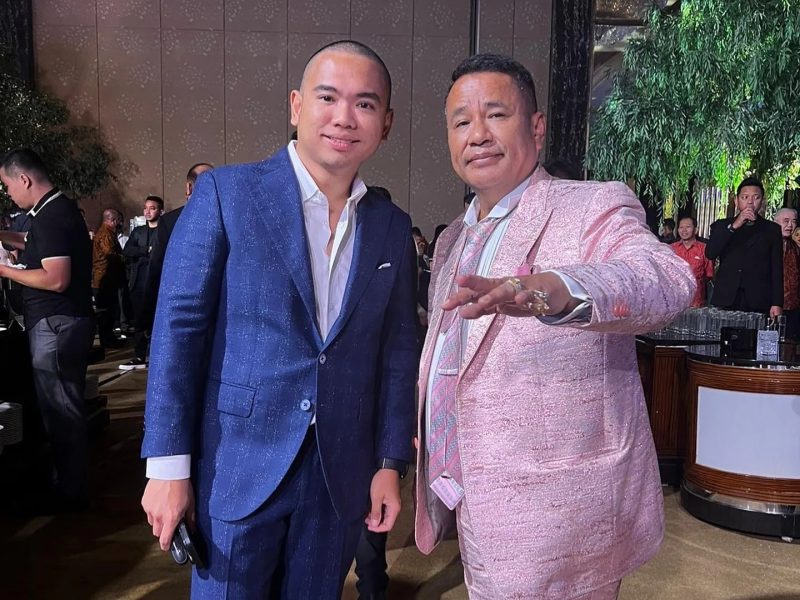 Hotman Paris Hutapea dan anaknya Frank Alexander Hutapea (Ist)