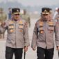 Kapolri Jenderal Listyo Sigit Prabowo bersama Kapolda Riau Irjen Herry Heryawan (Foto: VOI)